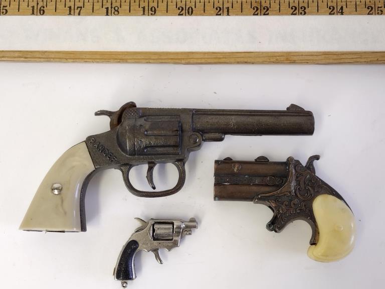 (3) Cap Guns: Ranger, Hide-Away, Hong Kong: (3) Cap Guns: Ranger, Hide-Away, Hong Kong