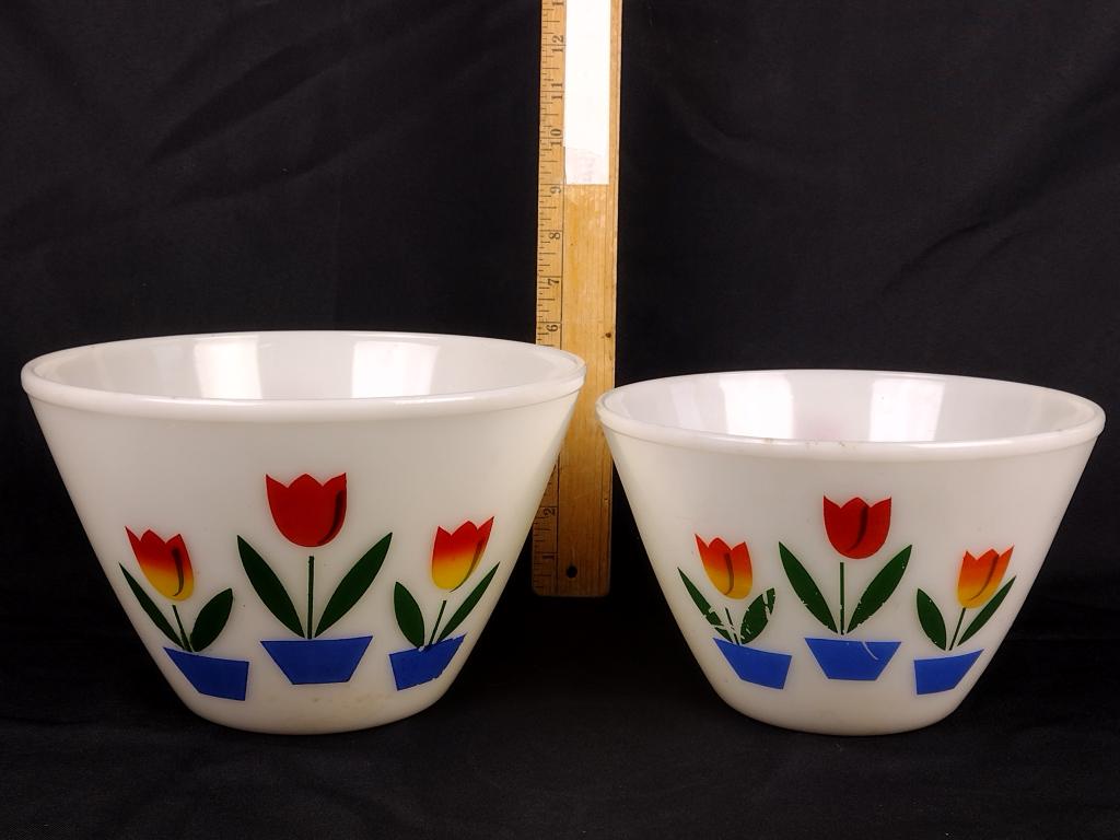 (2) Fireking Tulip Bowls (1 of 7)