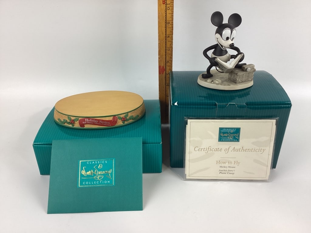 Walt Disney Classics Collection, How to Fly Mickey Mouse Plane Crazy Ceramic Sculpture Figurine, (1 of 10)
