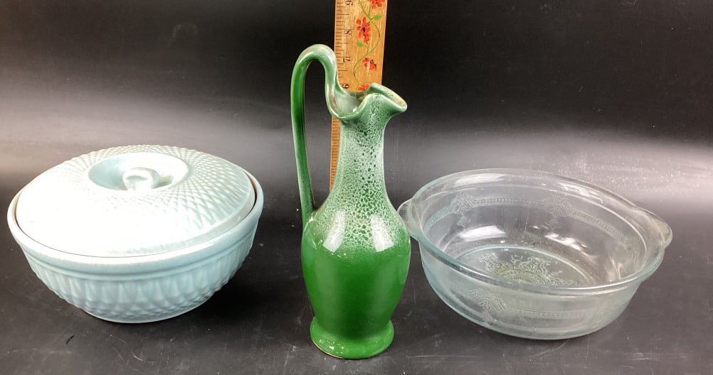 Mid-Century Modern Hull USA Kitchenware Ceramic Bakeware Fire King Glass Shapphire Blue Depression: Mid-Century Modern Hull USA Kitchenware Ceramic Bakeware Fire King Glass Shapphire Blue Depression Glass, Mount Hupe Pottery Stoneware Green Jade Vase with Accented White Fade Finish Upper Contrasting