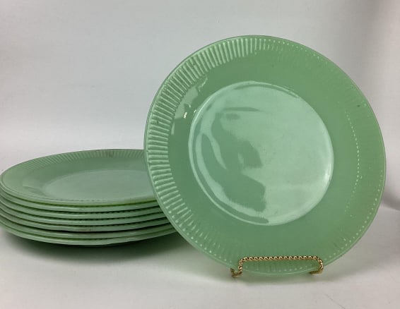 (8) Fire King Jadeite Jane Ray 9" Plates (1 of 7)