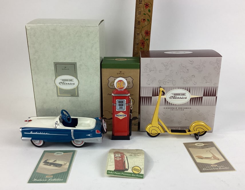 Hallmark Kiddie Car Classics Cars and Gas Pump, Kiddie Car Classics 1959 Deluxe Kidillac, Kiddie Car (1 of 12)