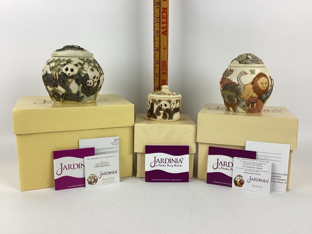 Harmony Kingdom Jardinia by Martin Perry Studios, Rare Breed JALRPD Panda Trinket Pot, Joy Luck Club (1 of 17)