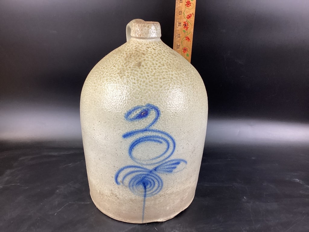 Bee Sting Crockk Vintage Antique Stoneware D?cor Jug: Bee Sting Crockk Vintage Antique Stoneware D?cor Jug, Height: 15" Width: 9" Single Handle Textured Glaze Finish Cobalt Blue Bee-Sting Markings