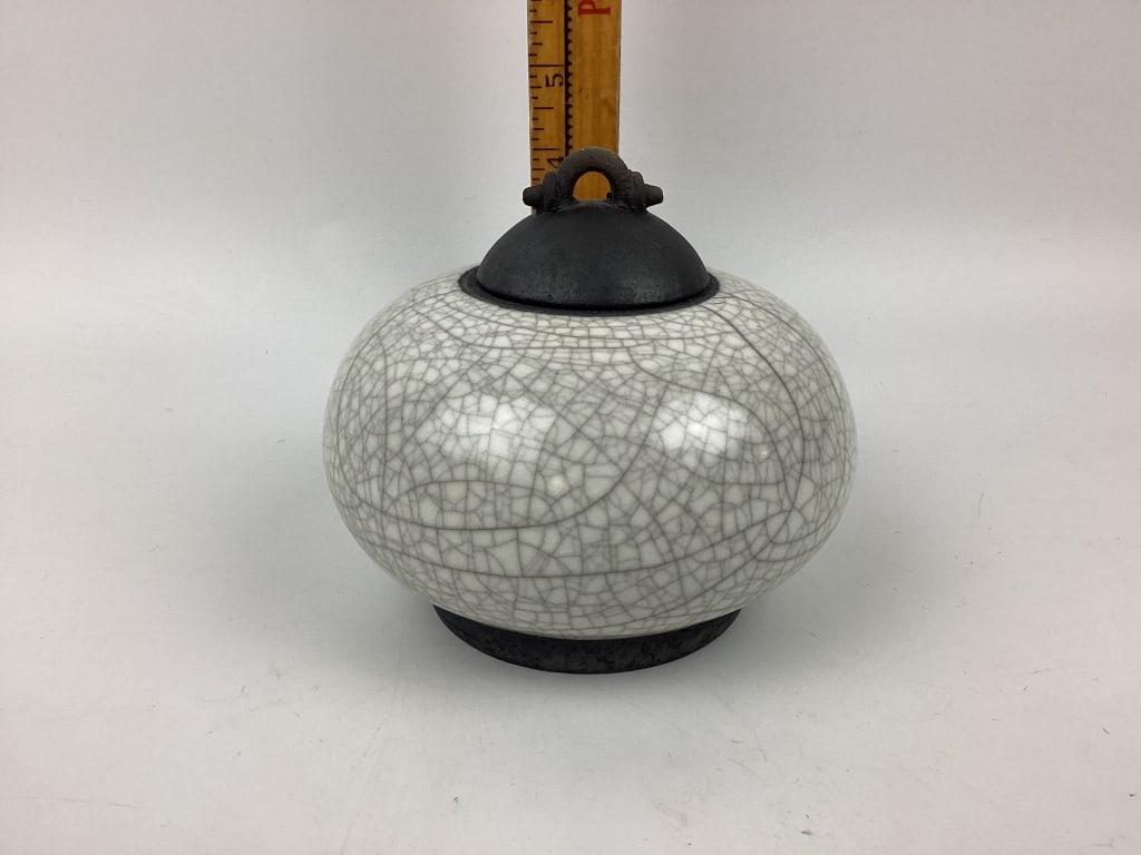 Steve Vachon Raku Pottery Vessel Signed (1 of 4)