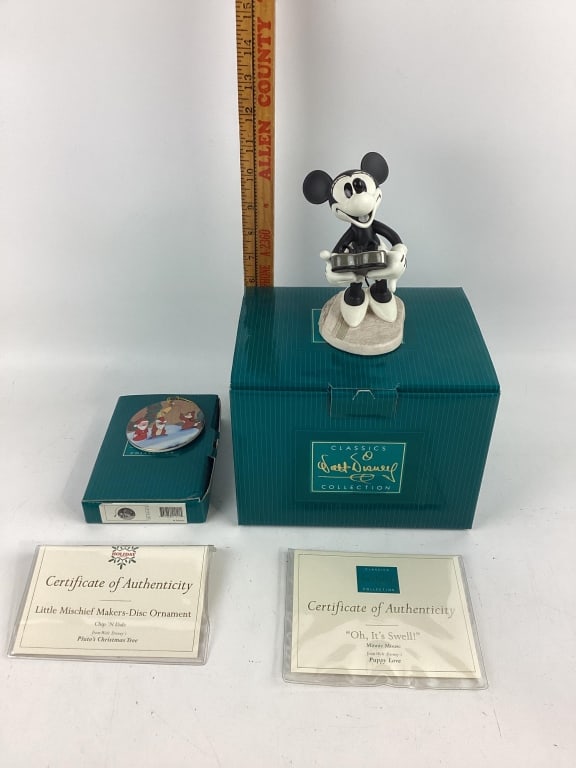 Walt Disney Classics Collection, Oh, It's Swell Minnie Mouse Puppy Love Ceramic Sculpture Figurine, (1 of 6)