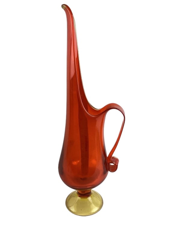 Mid Century L.E. Smith Amberina Swung Glass Pitcher (1 of 7)