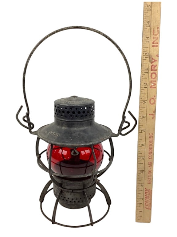 New York Central Railroad Lantern Dressel Arlington (1 of 9)