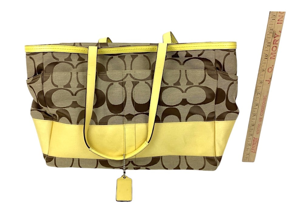 Coach, Yellow Signature C Tote Bag, F13808: Coach, Yellow Signature C Tote Bag, F13808