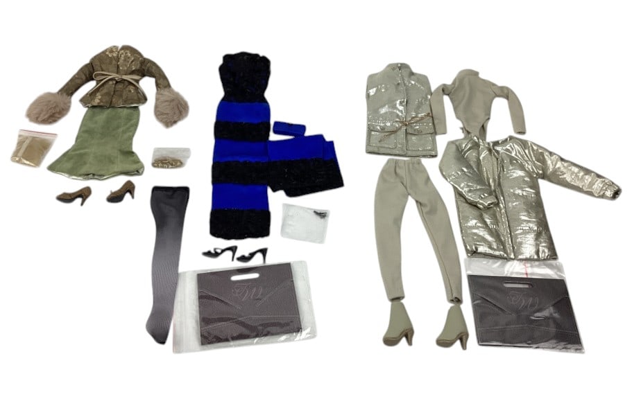 Tonner Doll Company, Tyler Wentworth Doll Accessories (3) (1 of 1)