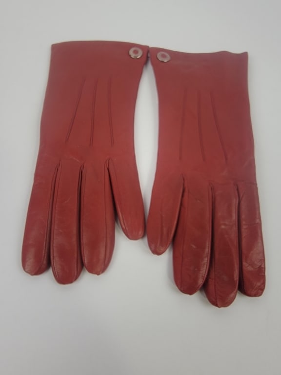 Coach, Red Cashmere Line Gloves, NWT, (Retail- $98) (1 of 2)
