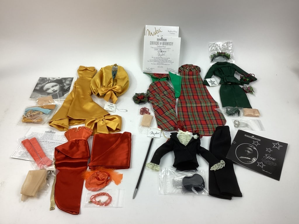 Gene Marshall Doll Accessories (5) (1 of 7)