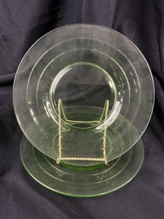 Uranium Glass Salad Plates (1 of 4)