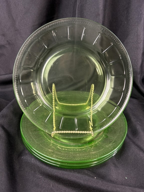 Uranium Glass Salad Plates (1 of 4)