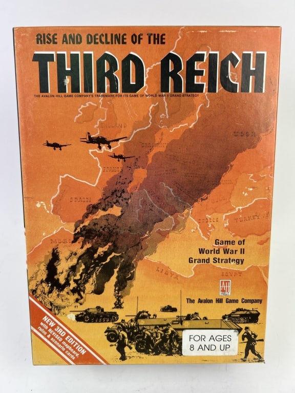WWII Strategy Game Third Reich Avalon 1974: Rise and Decline of the Third Reich - Game of WWII Grand Strategy. 1974 The Avalon Hill Game Company #813. Not sealed, unpunched