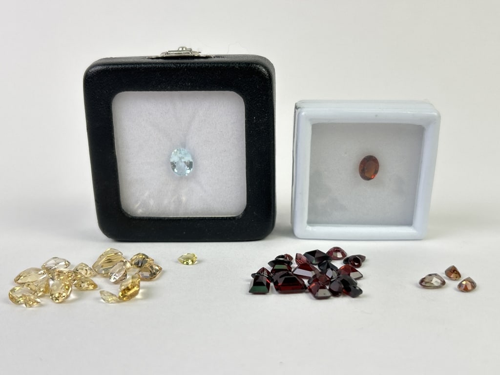 Assorted Loose Gemstones (1 of 7)