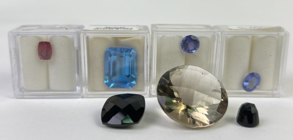 Assorted Loose Gemstones (1 of 11)
