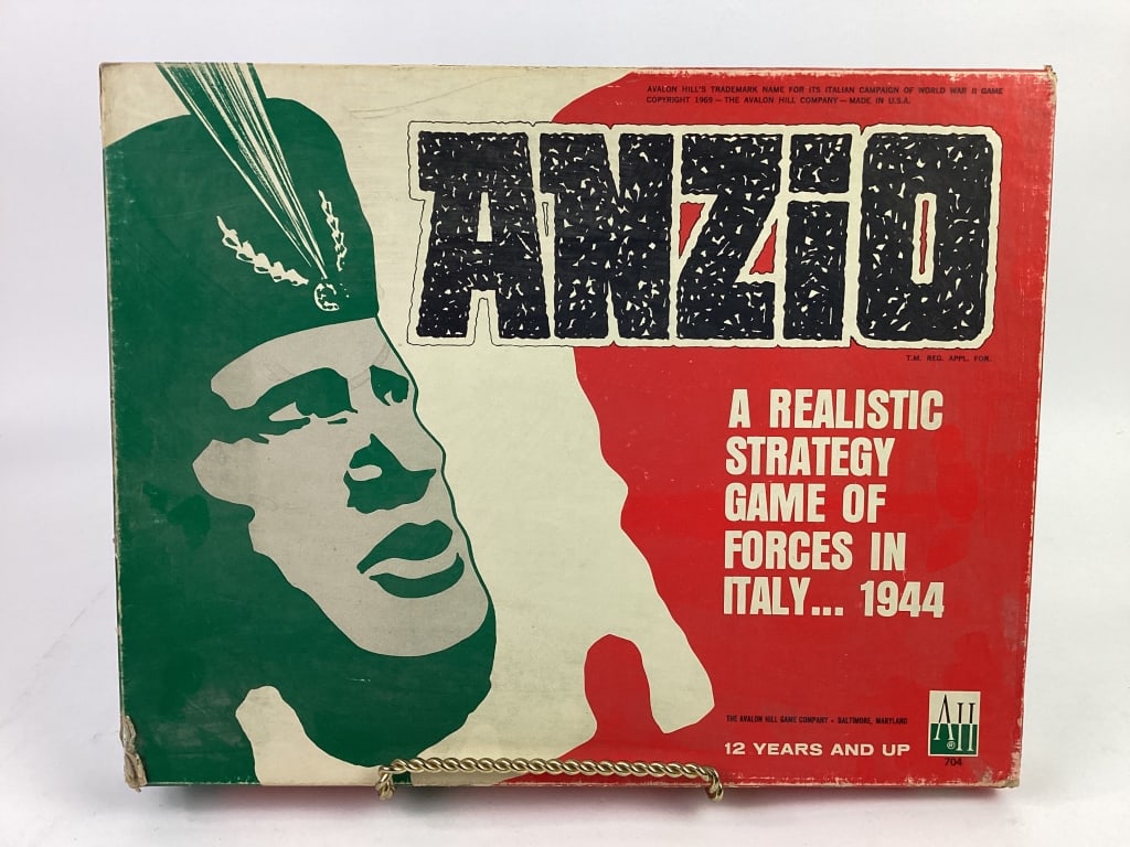 WWII Strategy Game Anzio Forces in Italy: Anzio - A Realistic Strategy Game of Forces in Italy? 1944. 1969 The Avalon Hill Game Company #704. Punched.
