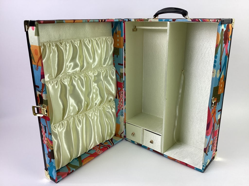 Tonner Doll Trunk: Tonner Doll Trunk