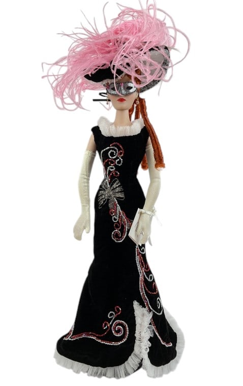 2001 Madra All Bout Eve Doll: 2001 All About Eve Madra Doll, COA