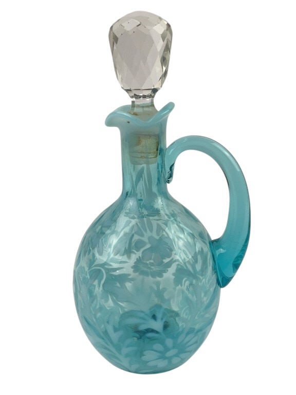 L.G. Wright Blue Opalescent Daisy and Fern Cruet (1 of 3)