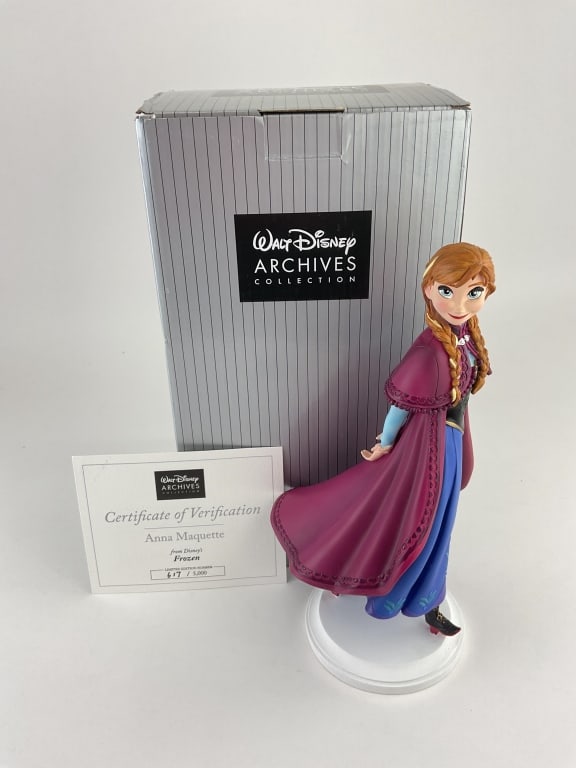 Anna Maquette Reproduction Figurine Disney Archieves Collection: Anna from Frozen figurine by Enesco. Item number 4051308. Contains 1 piece. Orginal box included
