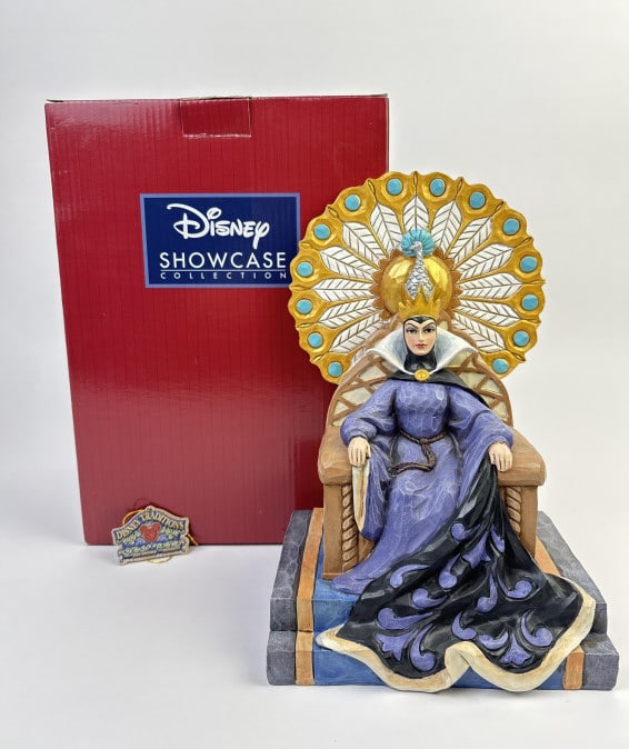 "Evil Enthroned" Evil Queen Figurine (1 of 4)
