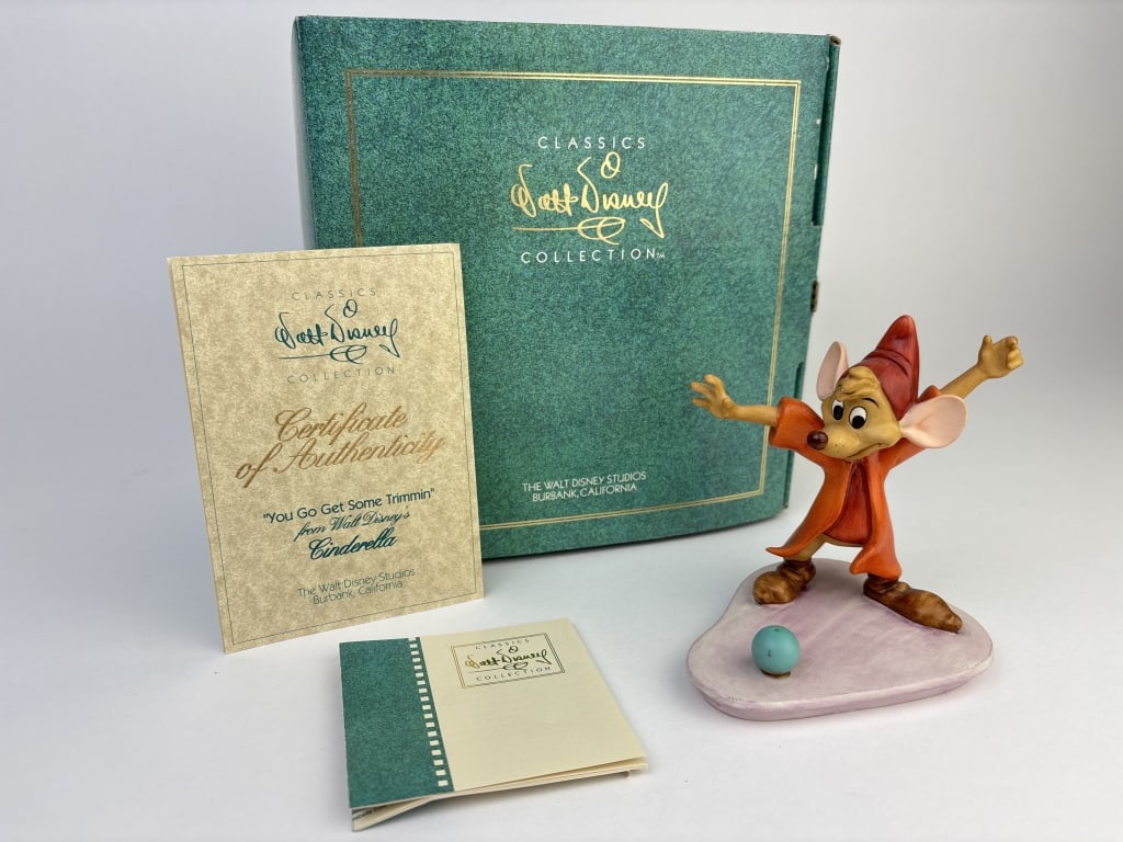 "You Go Get Some Trimmin" Jaq Figurine (1 of 3)