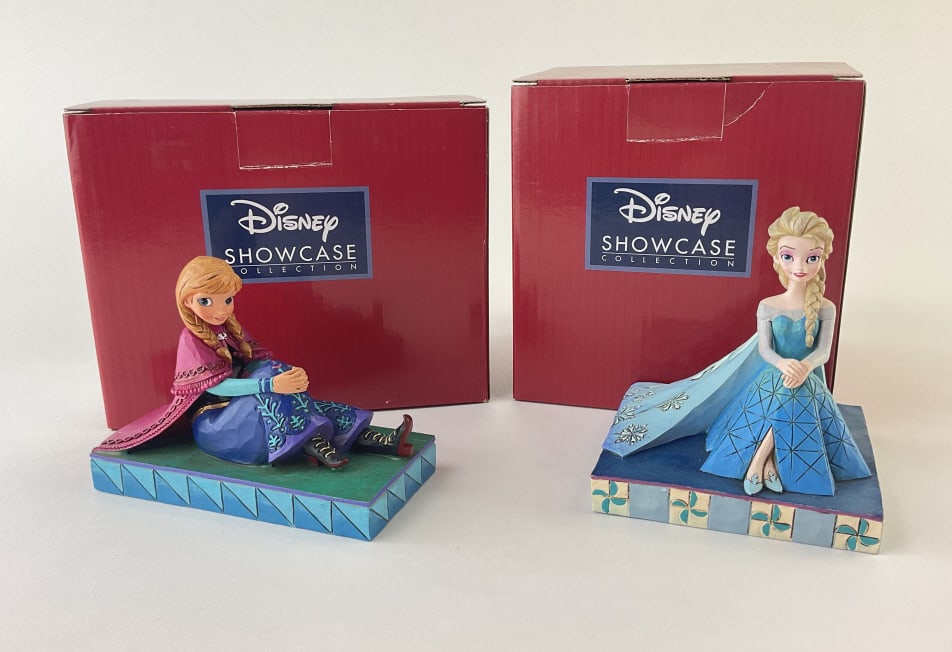 "Be Yourself" Elsa and "Be Daring" Anna Figurines (1 of 3)