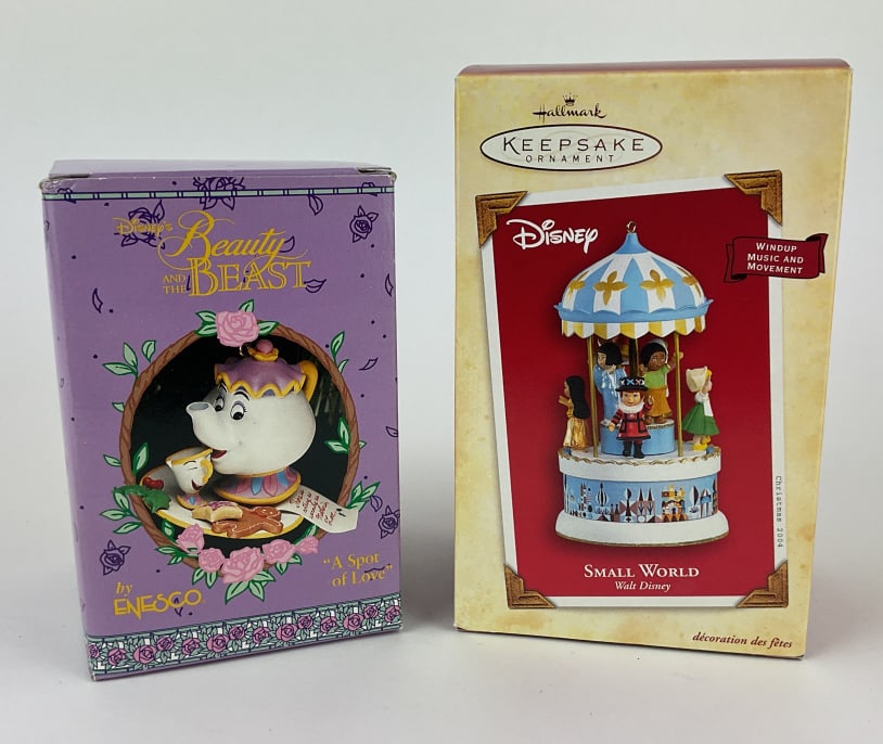 "Hanging Out for the Holidays" and "A Spot for Love" Ornaments (1 of 1)