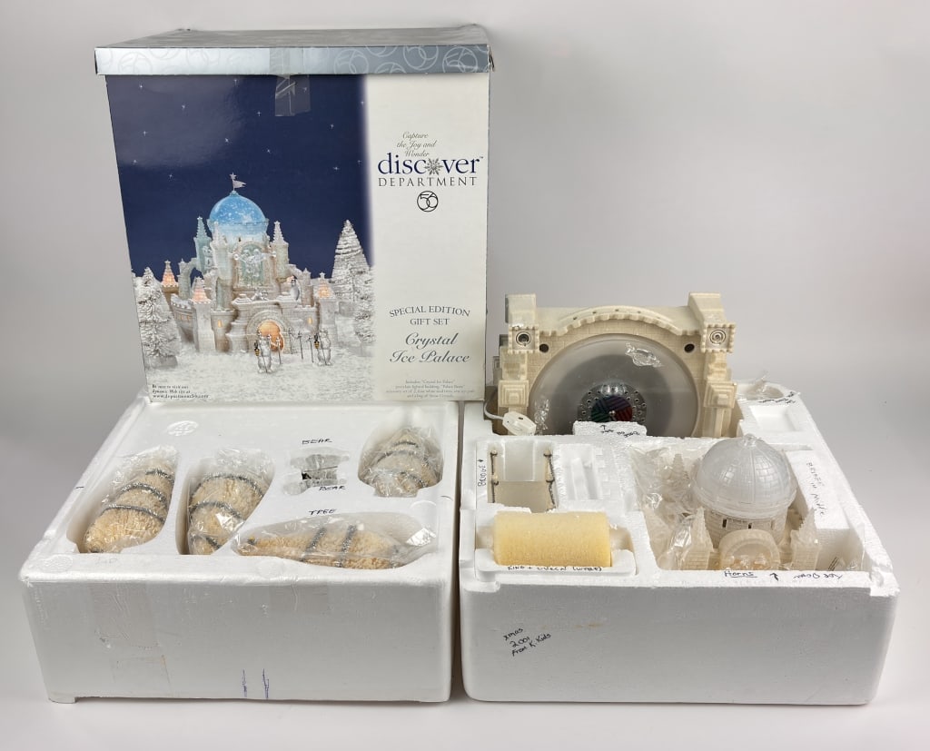 Discover Department 56 Crystal Ice Palace: Discover Department 56 Special Gift Edition Crystal Ice Palace