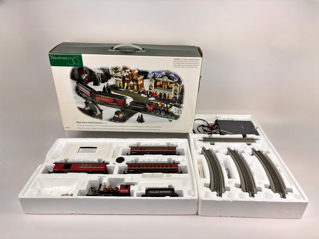 Department 56 Village Express Electric Train Set (1 of 5)