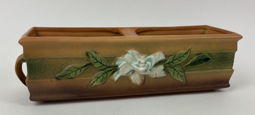 Roseville Pottery Gardenia Window Box (1 of 4)