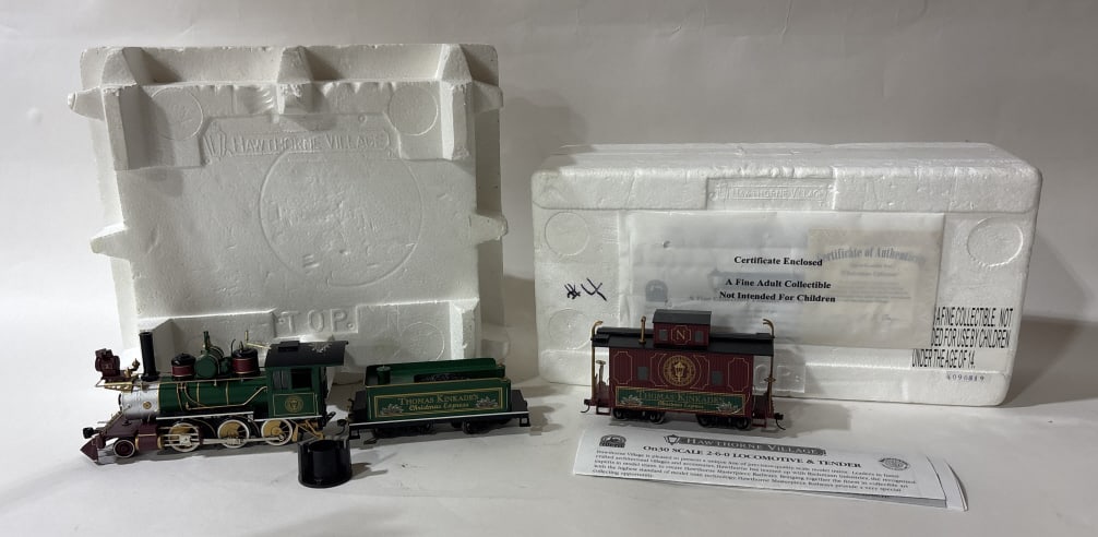 Thomas Kinkade Christmas Express Train and Cars (1 of 15)