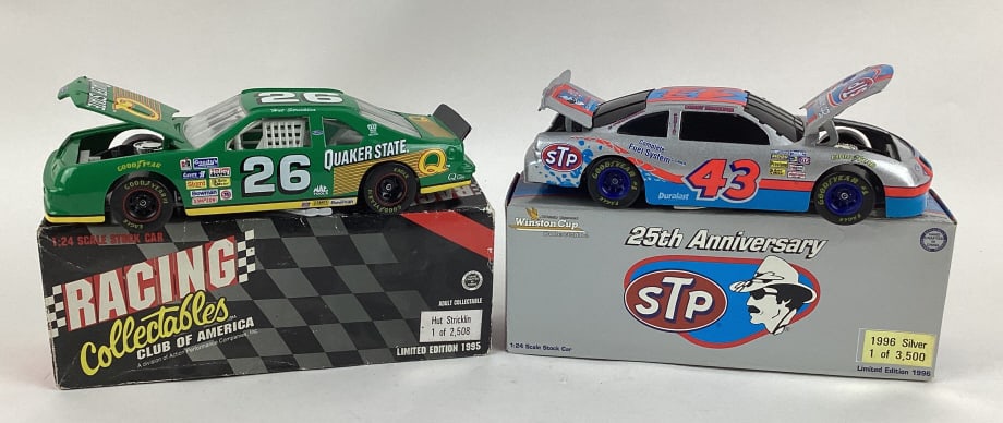 Action Racing Diecast 1:24 Scale Hut Stricklin Car and Racing Action STP Diecast 1:24 1996 Silver: Action Racing Diecast 1:24 Scale Winston Cup Collectible Limited Edition 1995 Hut Stricklin 1 of 2,508 Stock Car and Action Racing STP Winston Cup Collectible 1:24 Scale 1996 Silver 1 of 3,500 Stock C