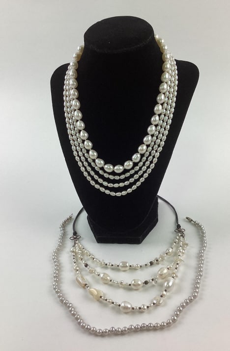 (4) Fresh Water Pearl Necklaces with Sterling Closures: (4) Fresh Water Pearl Necklaces with Sterling Closures, marked 925, 7", 18", 18", 19"