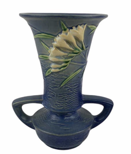 Roseville Delft Blue Fressia Vase (1 of 7)