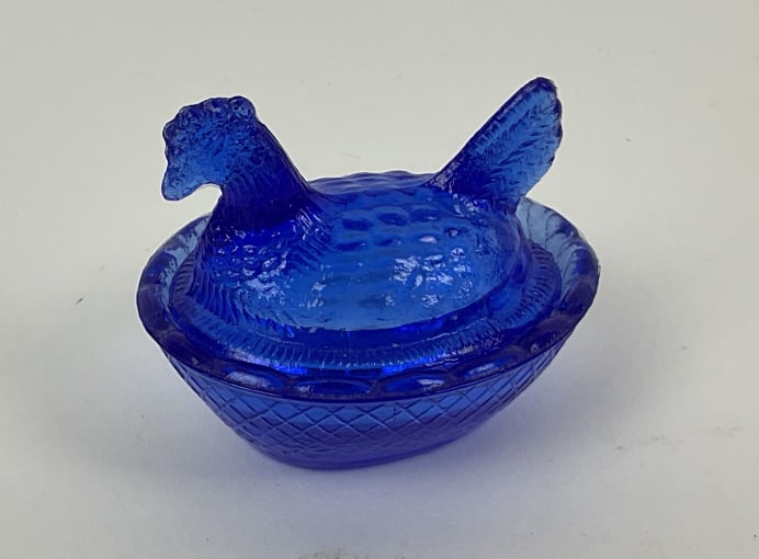 Mini Cobalt Glass Hen on Nest (1 of 4)