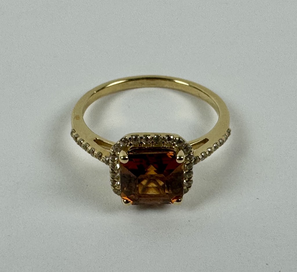 10K Gold Ring with Rectangular Orange Stone - 4