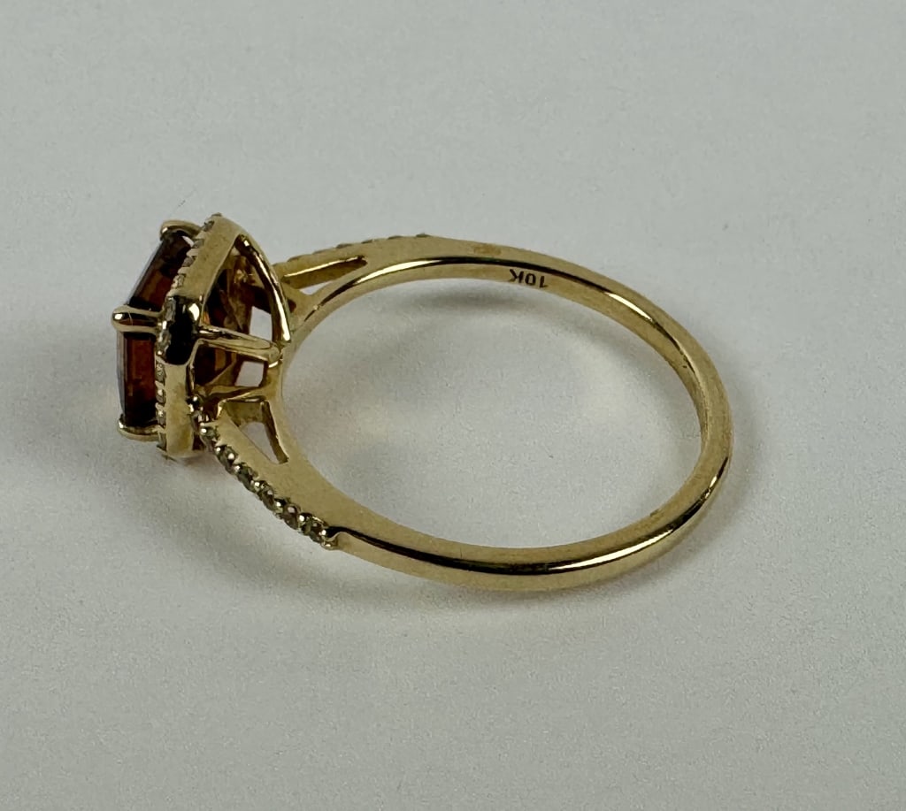 10K Gold Ring with Rectangular Orange Stone - 6