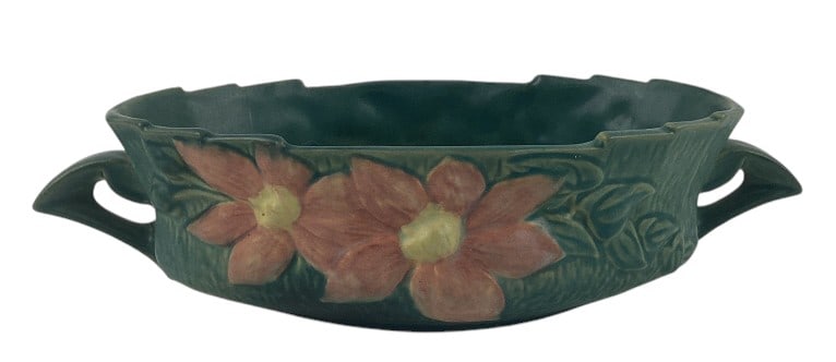 Roseville Green Clematis Bowl: Roseville Pottery Green Clematis Bowl with a floral design. Bowl Measures approx. 3.5" tall. Bottom is marked on the bottom.