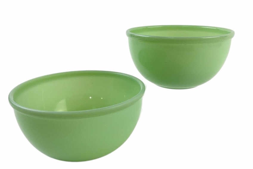 (2) Fire King Jadeite Bead Edge Mixing Bowls (1 of 7)