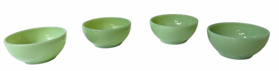 (4) Fire King Jadeite Cereal Bowls: (4) Fire King Jadeite Cereal Bowls measuring approx. 2" tall and has a diameter of approx. 5"