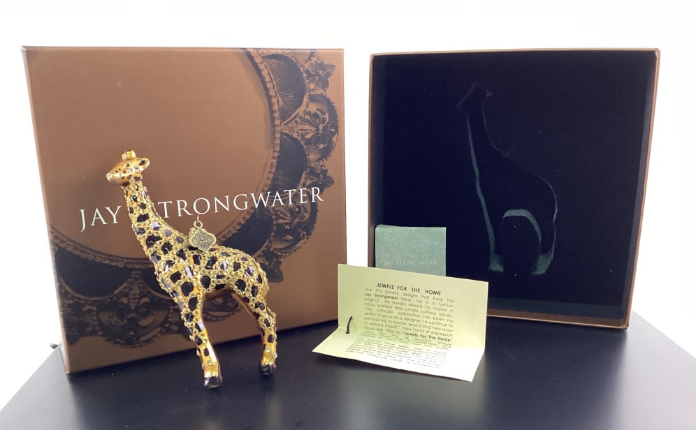 Jay Strongwater Giraffe Ornament (1 of 12)