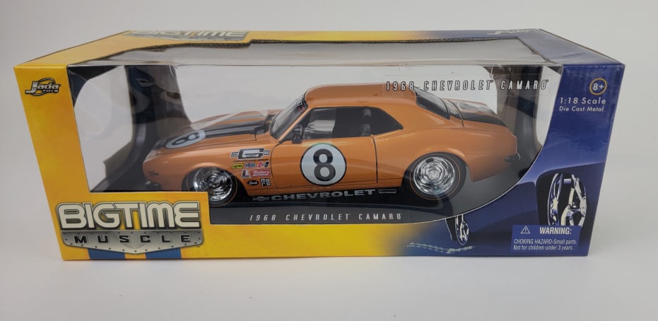 Jada Toys Diecast 1:18 Scale 1968 Chevrolet Camaro: 2006 Jada Toys Bigtime Muscle Diecast 1:18 Scale 1968 Chevrolet Camaro new in box
