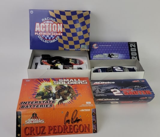 Action Diecast 1:24 Scale Johnny Sauter Car and Action Small Soldiers 1:24 Diecast Cruz Pedregon Car: Action Diecast 1:24 Scale Johnny Sauter #2 ACDelco 2002 Monte Carlo Total Production of 6,000 GM 1 of 2,496 and 1998 Action NHRA Small Soldiers Interstate Batteries Diecast 1:24 Scale Cruz Pedregon