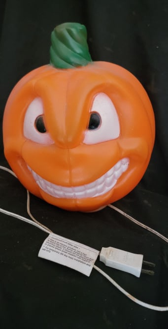 Two Faced Pumpkin Blow Mold (1 of 5)