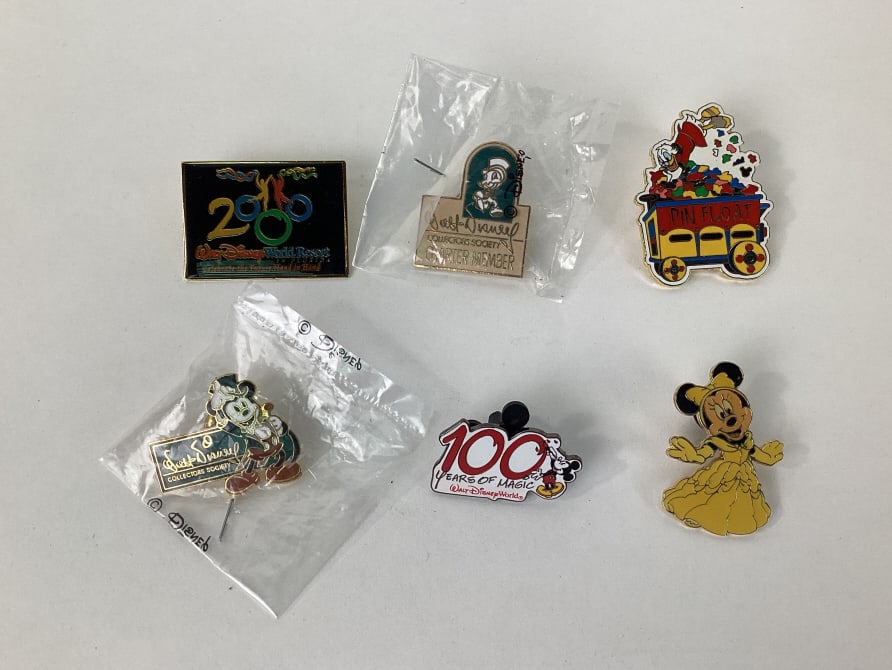 (6) Disney Collector Trader Pins: (6) Disney Collector Trader Pins, including 100 Years of Magic, Charter Member, Minnie Mouse, Mickey Mouse, Pin Float, 2000 Future Hand in Hand