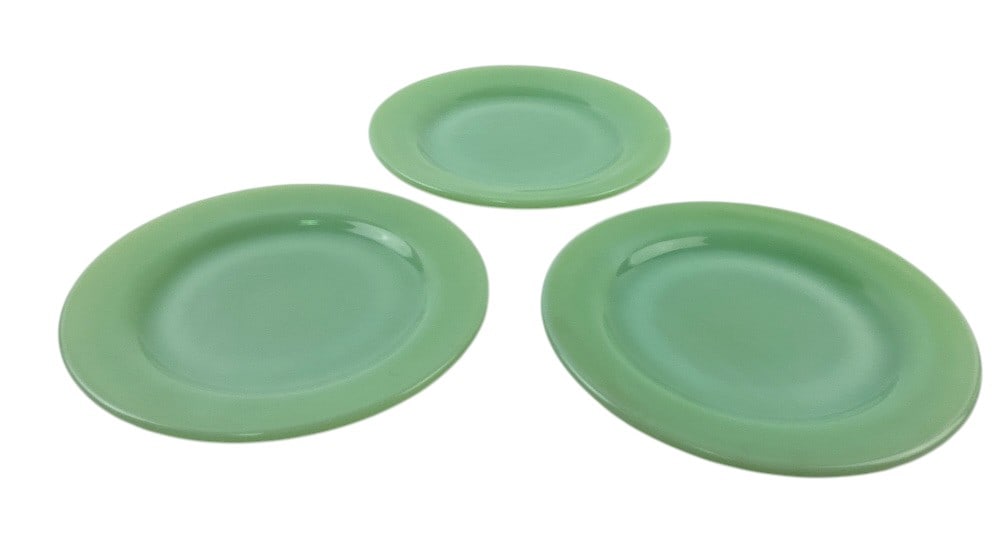 (3) Fire King Jadeite Salad Plates (1 of 3)