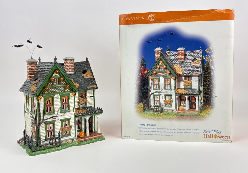 Department 56 Snow Village Halloween Spooky Farmhouse (1 of 8)